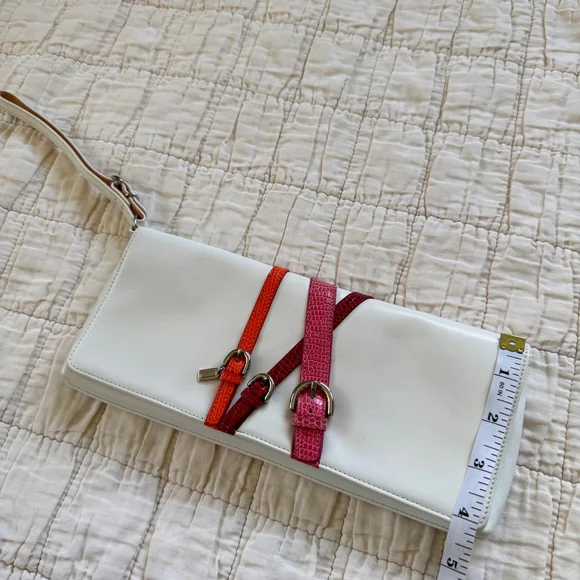 RARE Coach Wristlet Made From Exotic Genuine Lizard and Lamb Nappa - Picture 11 of 11